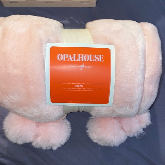 Opalhouse Other - Pale, pink, throw blanket